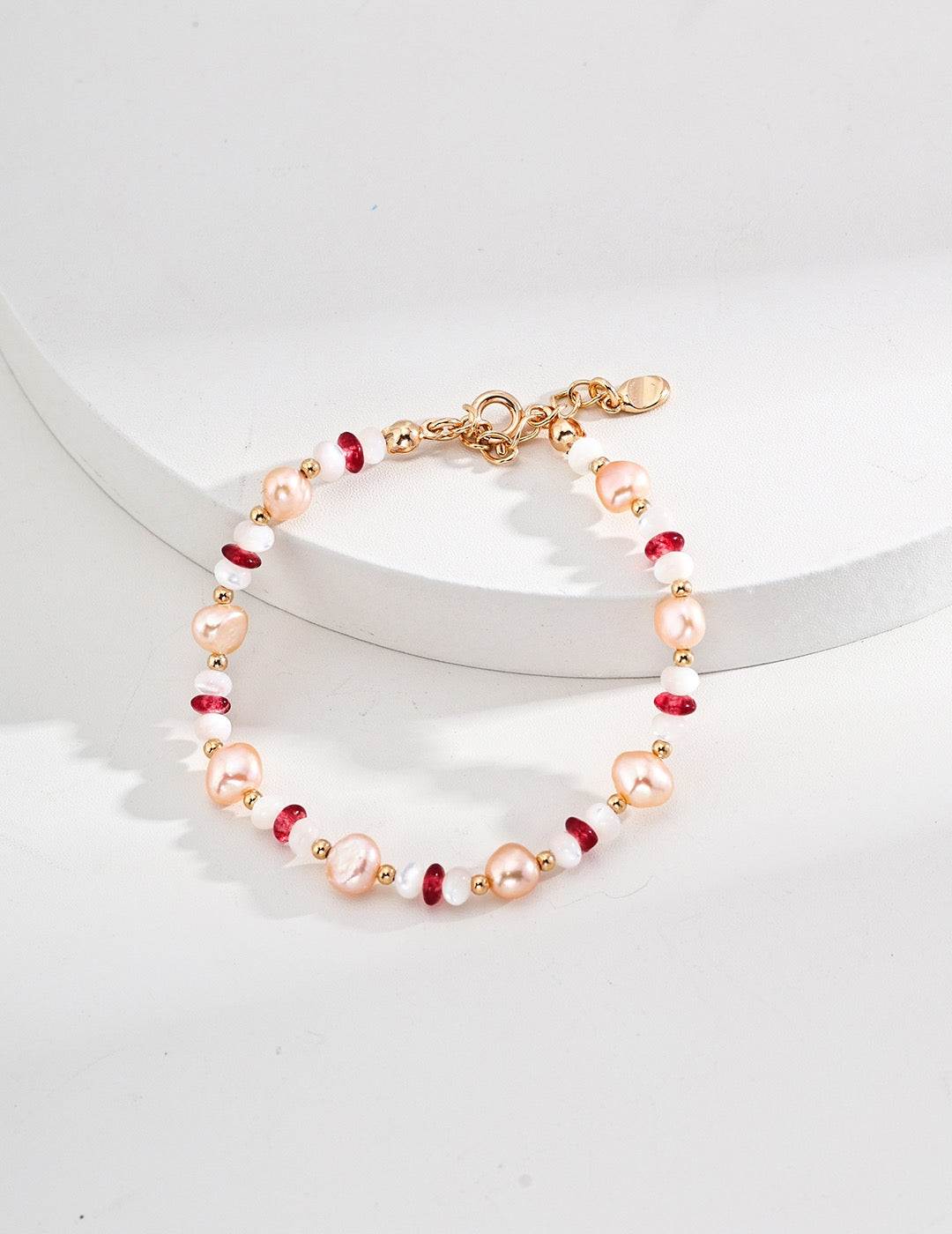 Berry Kiss Bracelet ｜Pearl & Ruby