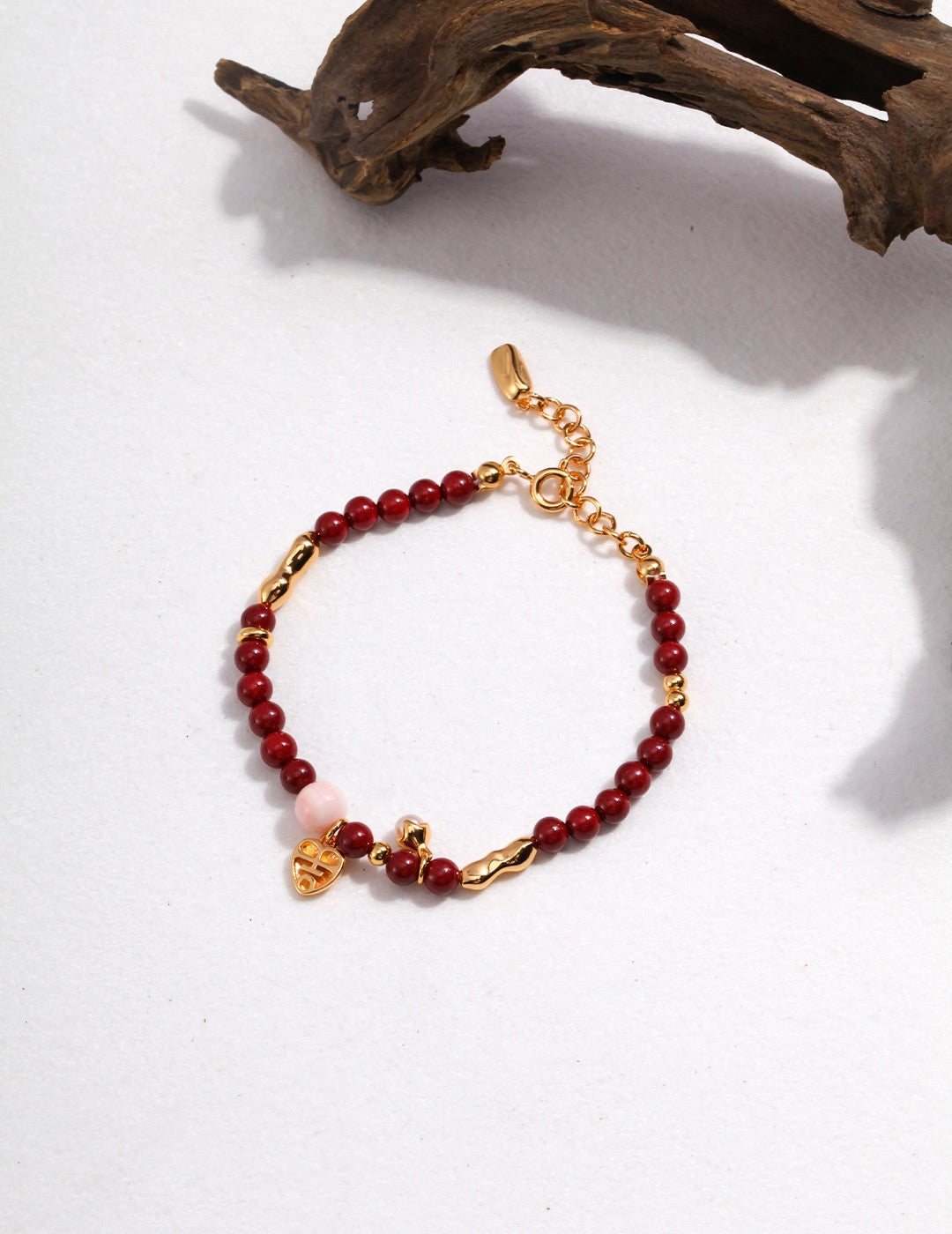 Cinnabar Queen Bracelet｜Cinnabar & Queen Conch