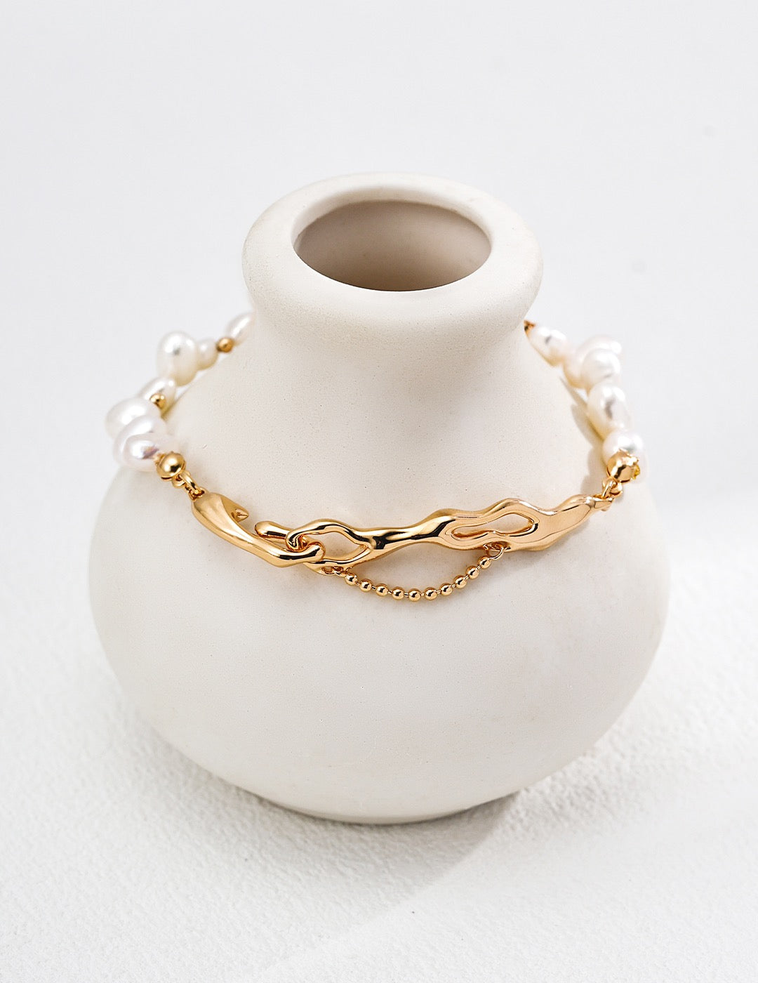 Willow Whisper Bracelet | Natural pearl
