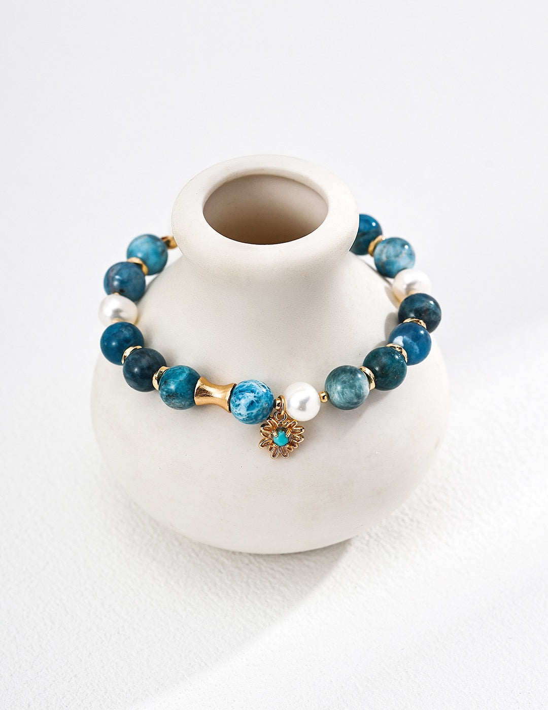 Tranquil Lagoon Bracelet｜ Pearl & Blue copper
