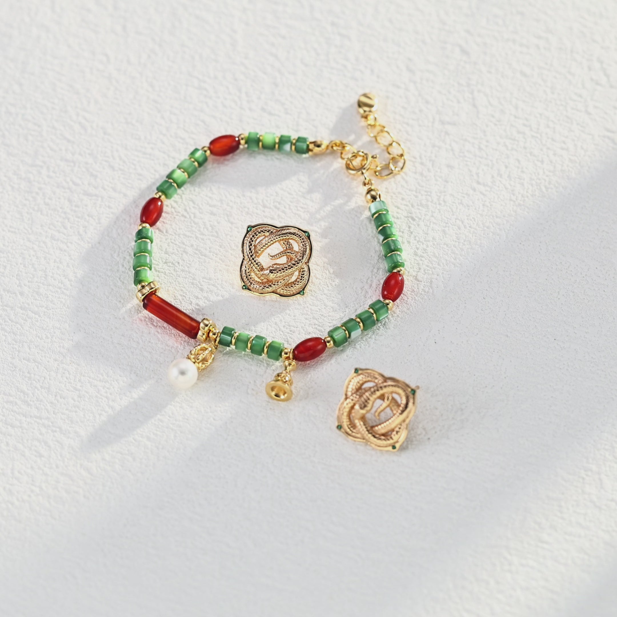 Holly Jolly Bracelet｜Pearl & Agate